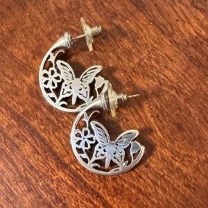 Silvertone butterfly post hoop earrings. EUC!